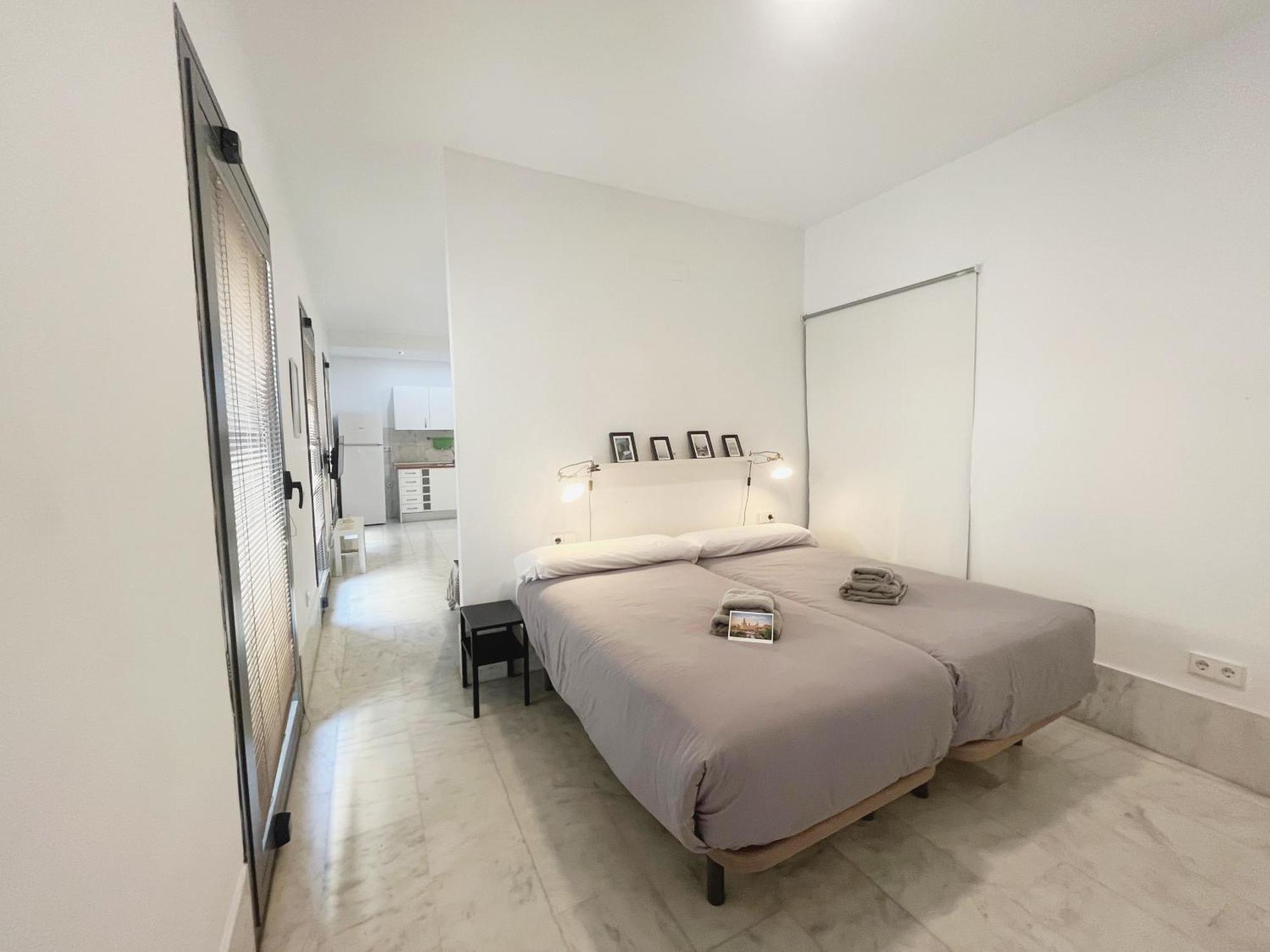 Center Sevilla Confort 4 ภายนอก รูปภาพ
